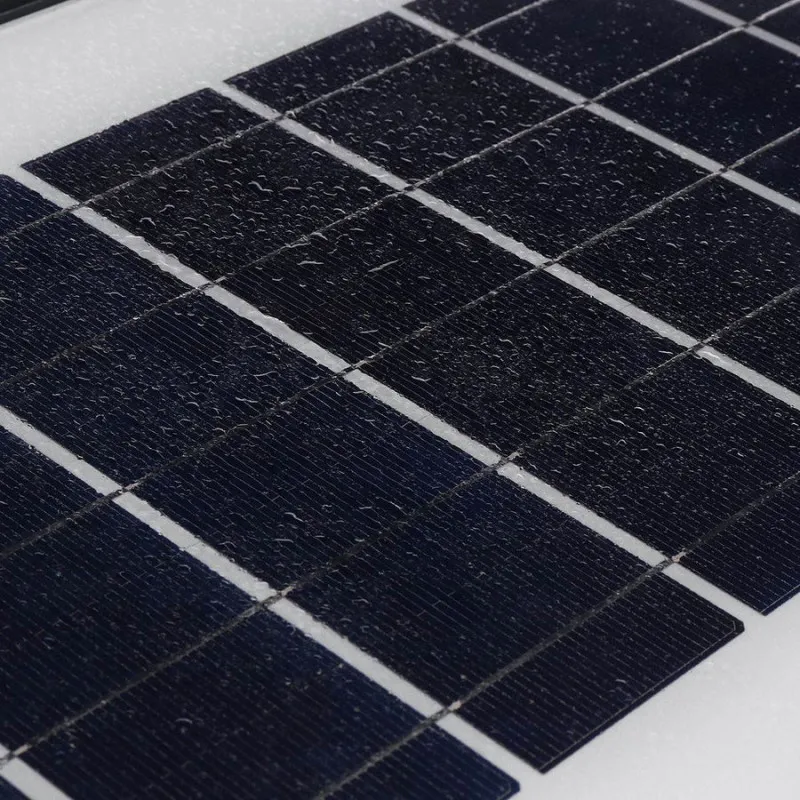Lampă Solară Jortan 400W/300W, Autonomie 12-14h, Panou Fotovoltaic, Telecomandă și Picior Metalic