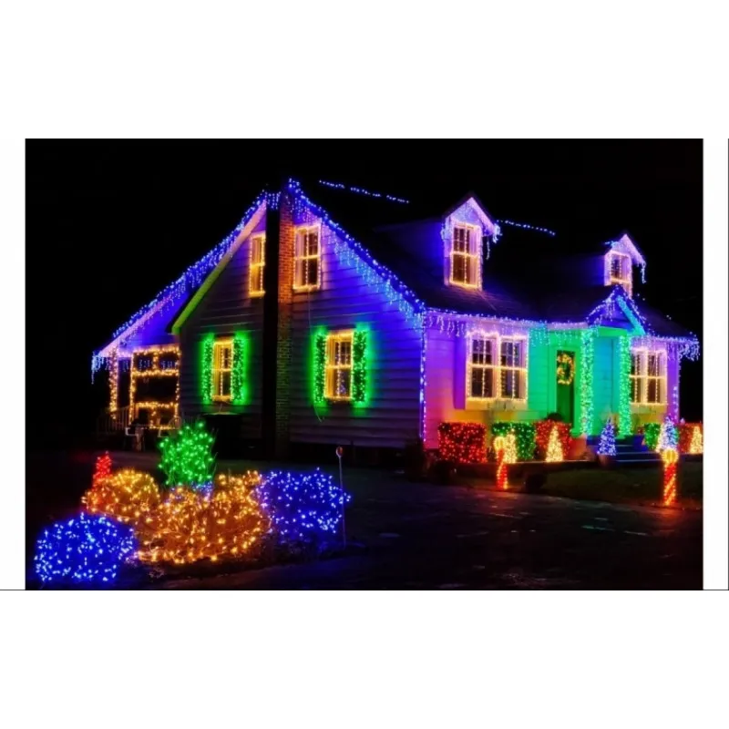Instalatie 12 metri, 300 LED-uri tip turturi
