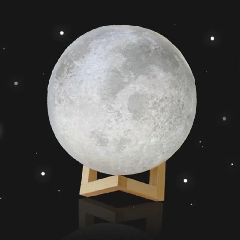 Moon Lamp 3D - lampa in forma de luna, lumina