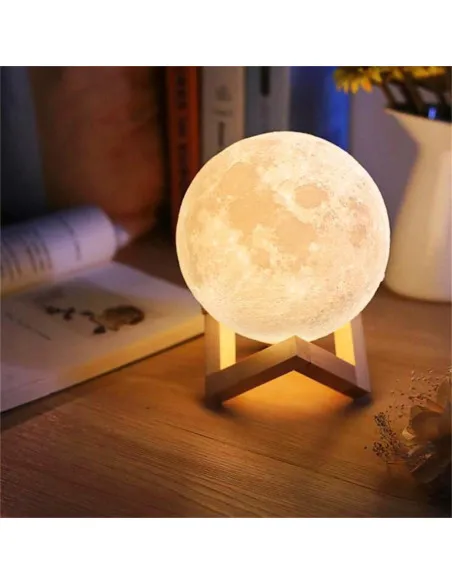 Moon Lamp 3D - lampa in forma de luna, lumina