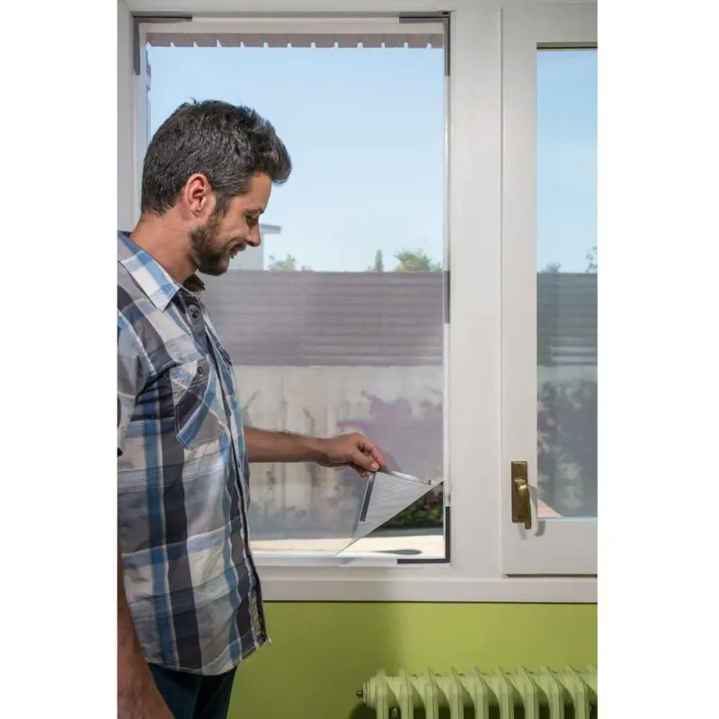 Set 3 plase anti-insecte pentru fereastra