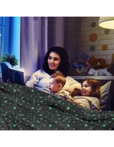 Pătură magică, pufoasa, care strălucește în întuneric
