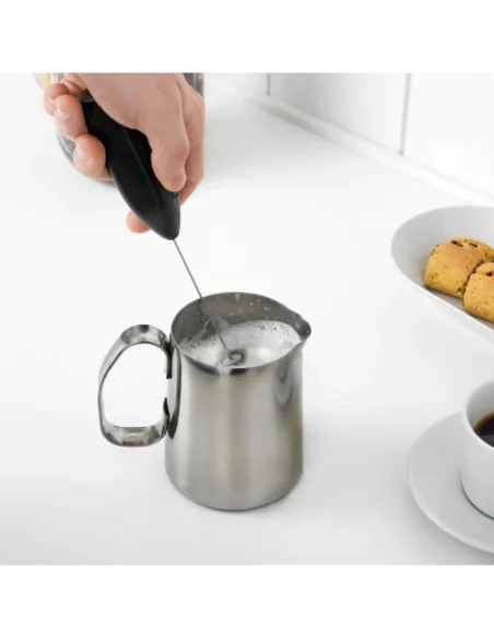 Mixer pentru spuma de lapte , cafea , ciocolata calda, oua