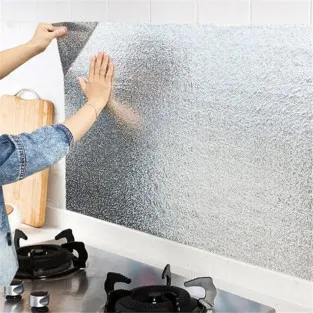 Folie de aluminiu autoadeziva bucatarie 60 x 300 2