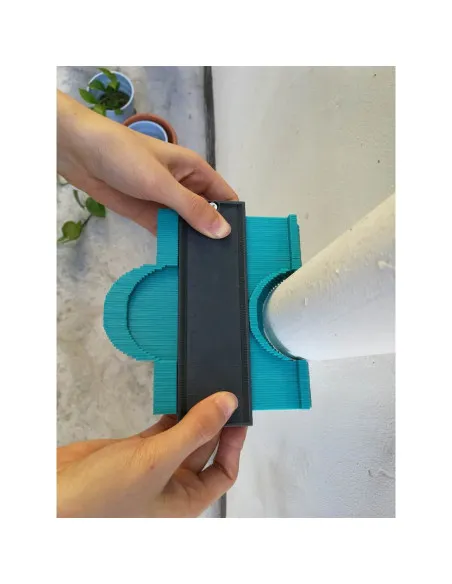 Sablon 3D pentru conturarea formelor