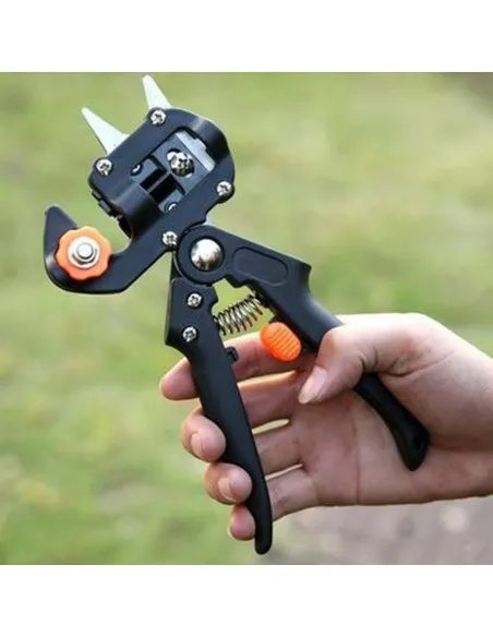 Cleste de altoit cu 3 cutite diferite,cutit v